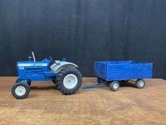 (2) 1/12 Ford 8600 + Wagon Ertl