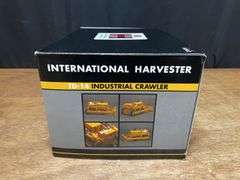 1/16 IH TD-14 Crawler NIB SC
