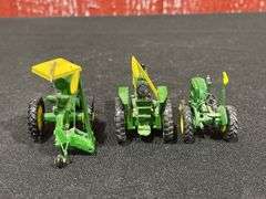 (3) 1/64 John Deere Tractor w/Mowers Customized