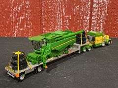 1/64 John Deere Combine Hauler