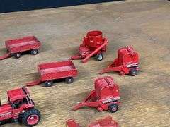 (17) 1/64 IH + Case-IH