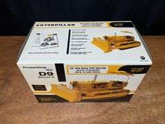 1/25 Caterpillar D9D Crawler NIB 1st Gear