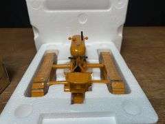 1/16 Cletrac HG 2000 SFTS NIB Ertl