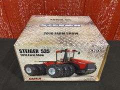 1/32 Case-IH Steiger 535 2010 Farm Show Red Chrome NIB Ertl