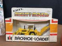 (7) 1/64 IH Construction Ertl