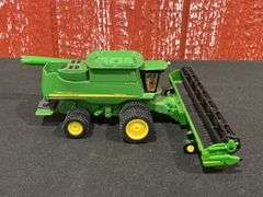 1/64 John Deere 9860 STS Combine Customized
