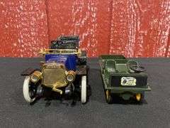 (2) John Deere Car + Truck