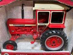 1/16 IH 756 NIB Ertl