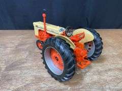 1/16 Case 800 1998 Replica NIB Ertl