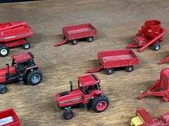 (17) 1/64 IH + Case-IH