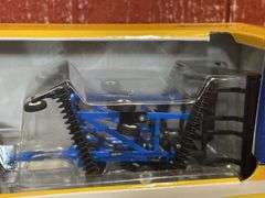 1/64 New Holland T9.700 + Disk Set NIB Ertl