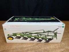 1/16 John Deere F145H Plow Precision NIB Ertl