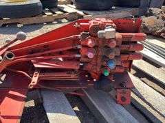 Allis Chalmers 210 and 220 Hydraulic Controls