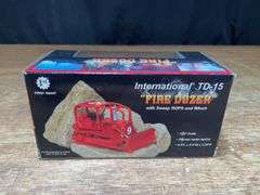 1/50 IH TD-15 Fire Dozer NIB 1st Gear