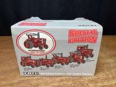 1/16 IH Hydro 100 NIB Ertl
