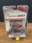 (2) 1/64 IH + Case-IH NIB Ertl