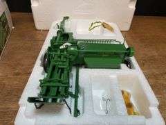 1/16 John Deere 214-T Baler Precision NIB Ertl