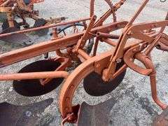 Allis Chalmers 2 Bottom Pull Type Plow