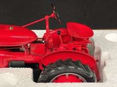 1/12 Farmall A NIB Franklin Mint