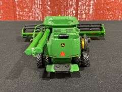 1/64 John Deere 9860 STS Combine Customized