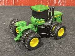 (3) 1/64 John Deere