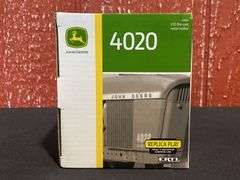 (2) 1/32 John Deere 4020 NIB Ertl