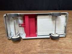 1/16 International 100 Pickup Ertl