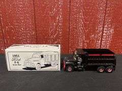 (2) 1/34 Ford + Mack Trucks 1st Gear