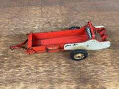 (3) 1/16 Tru-Scale Spreaders Carter
