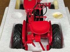 1/12 Farmall A NIB Franklin Mint