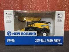 1/64 New Holland FR920 Forage Harvester 2019 Farm Show NIB Ertl