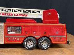 (2) Fire Trucks NyLint