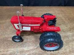 1/16 IH 1468 1995 Blue River Valley NIB Ertl