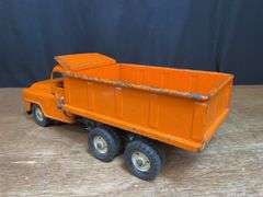 Tru-Scale IH Dump Truck Carter