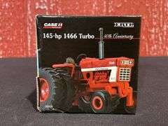1/64 IH 1466 + 1468 40th Anniversary Set NIB Ertl