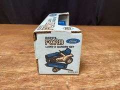 1/16 Ford LGT12 L&G Set NIB Ertl