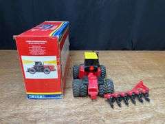 (3) 1/32 Case-IH, Versatile, Plow