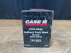 1/25 IH Delivery Truck Bank NIB Ertl