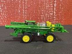 1/64 John Deere R4038 Sprayer 2019 Farm Show NIB Ertl
