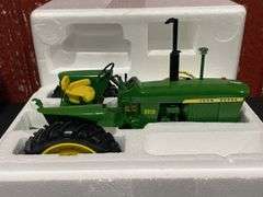 1/16 John Deere 3010 Precision NIB Ertl