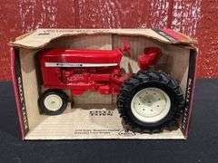 1/16 IH 544 NIB Ertl