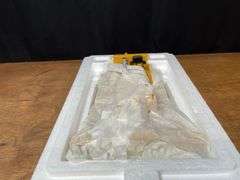 1/25 Caterpillar D9D Crawler NIB 1st Gear