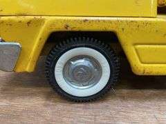 (2) Car Carrier + Pickup NyLint