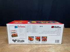 1/32 Versatile Big Roy Factory NIB DCP