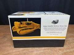 1/25 Caterpillar D9D Crawler NIB 1st Gear