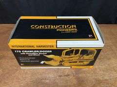 1/25 IH 175 Crawler Dozer NIB 1st Gear
