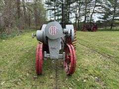 International Harvester Titan 10-20