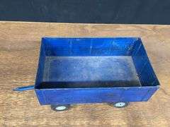 (2) 1/12 Ford 8600 + Wagon Ertl
