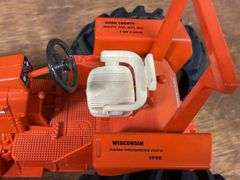 1/16 AC 220 1998 Wisconsin NIB Ertl