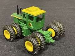 1/64 John Deere 7520 Custom